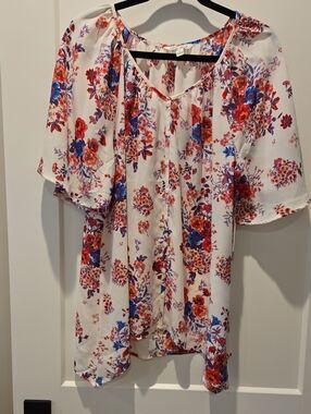 The Pioneer Woman White Floral Tie-Front Blouse with Red & Blue Accents